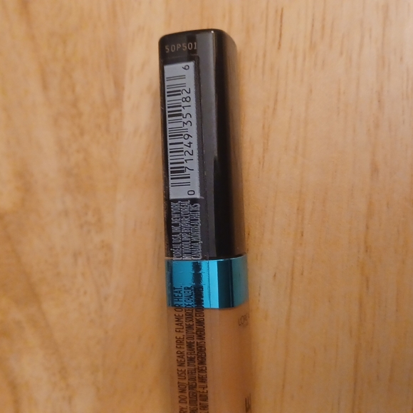 L'Oreal Infallible Pro-Glow Concealer Brand New #05 Sand Beige - Picture 2 of 3